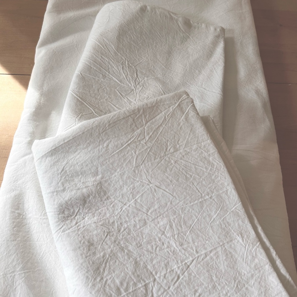 100% bright white cotton Duvet TXL new